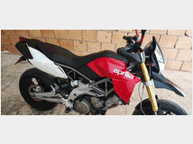 4915515 APRILIA Dorsoduro 750