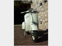 5222816  Vespa 