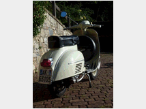 5222817  Vespa 