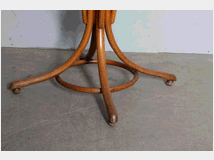 5347591 attaccapanni stile Thonet