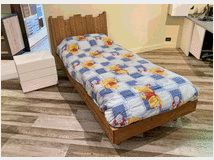 letto-e-comodino-abete-moderni 