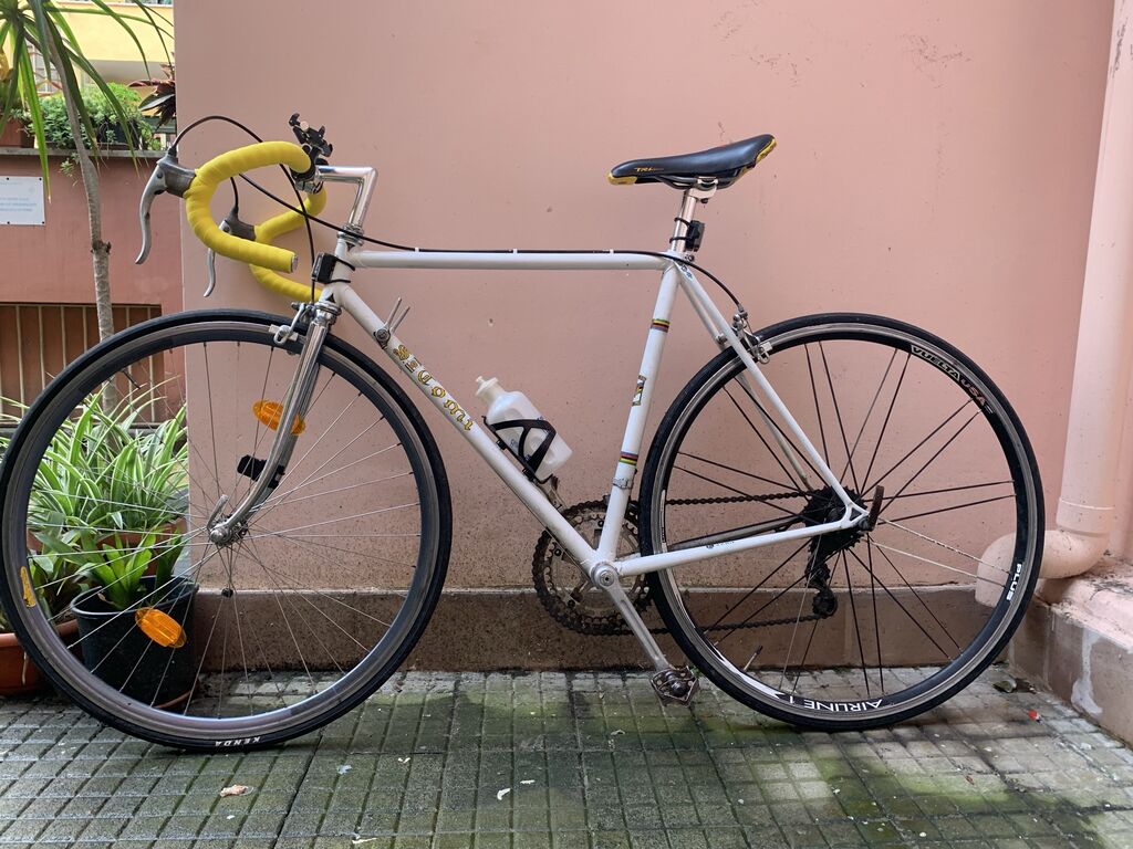 4590566 Bici da corsa Vintage 