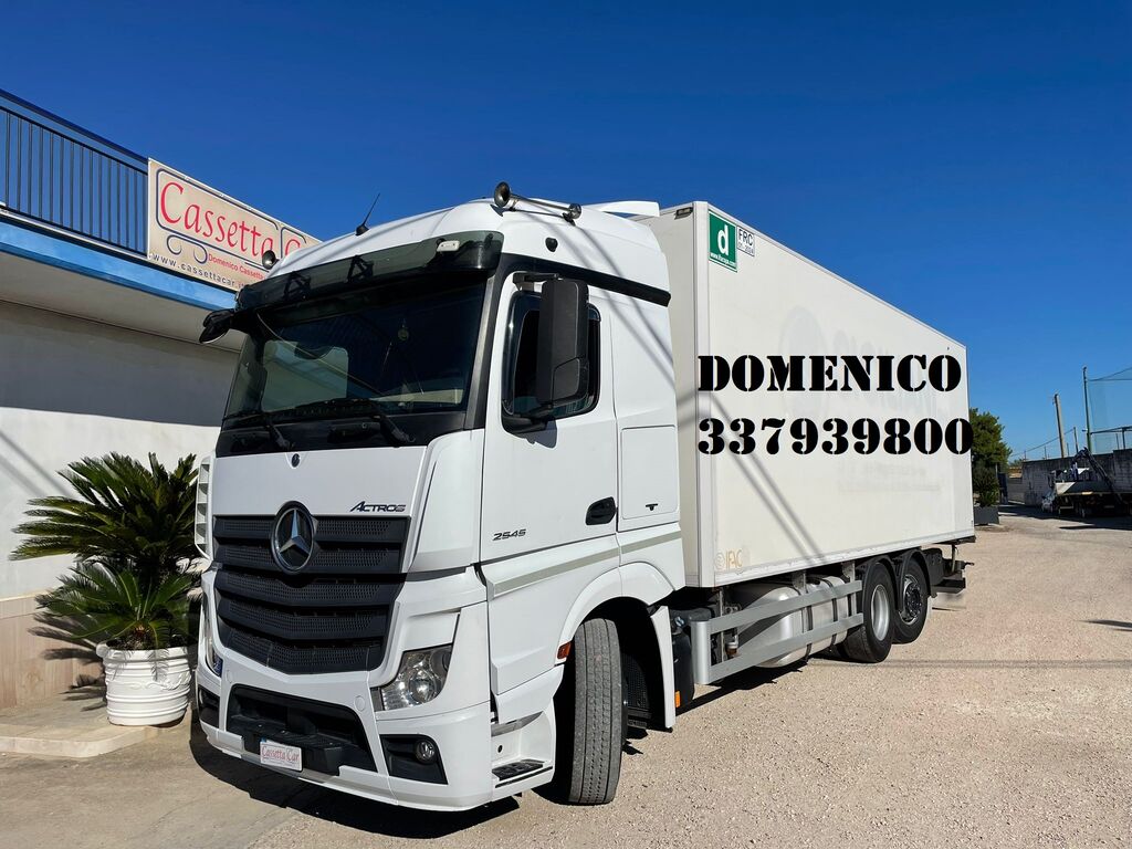 5334490  Camion MERCEDES-BENZ ACTROS