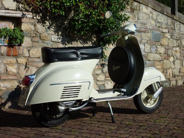 5222818 Usato  Vespa  150 GL