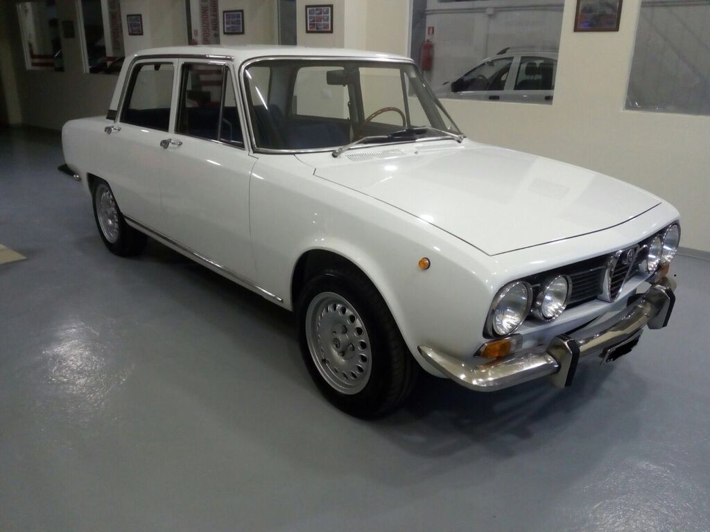 4803225  ALFA ROMEO Giulia 1750  EX