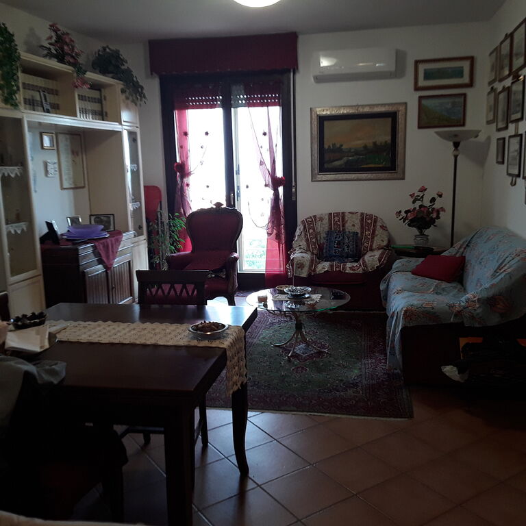 4729028  appartamento mq115 Buono