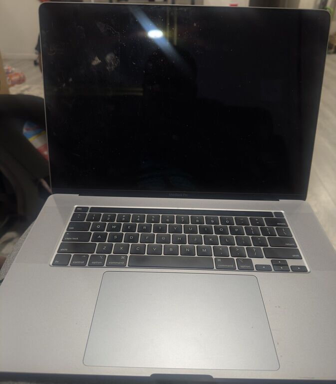 5248045 Apple MacBook Pro 16 512GB SSD