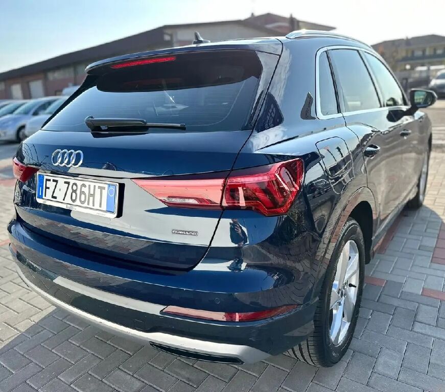 5248893  AUDI Q3 40 TDI