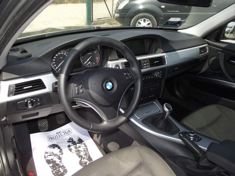 3796615  BMW 320 d