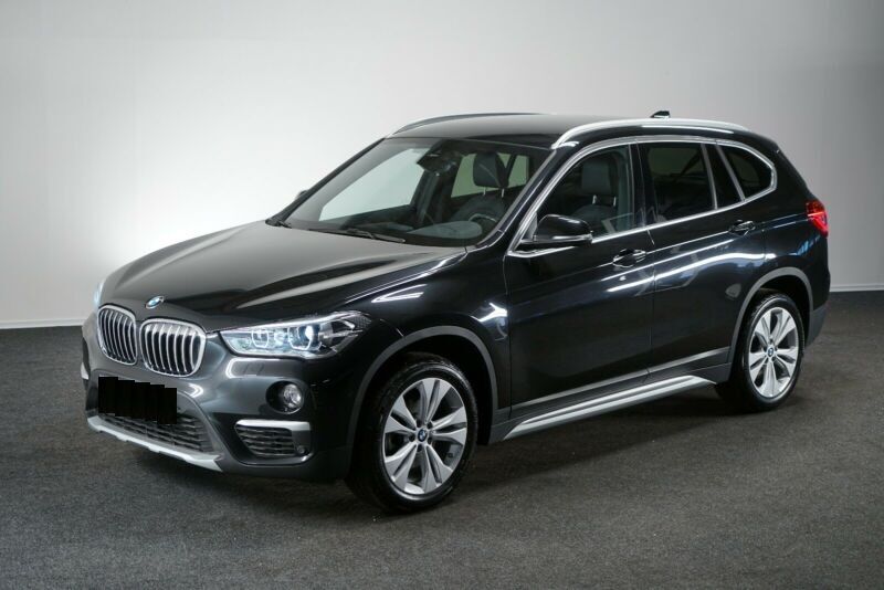 5353208  BMW X1 (F48) xDrive 18d  XLine