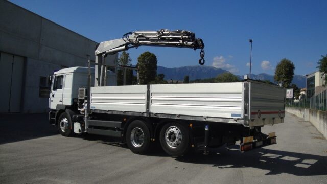 5280236  Camion MAN