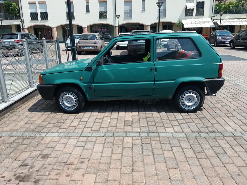 5201716  FIAT Panda 900