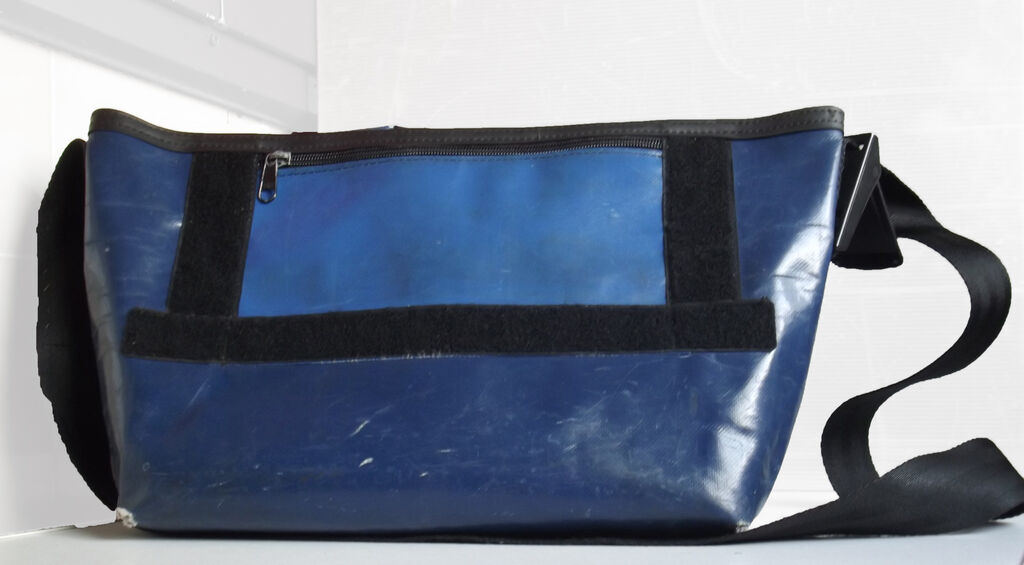 4992247 FREITAG MESSENGER BAG F42