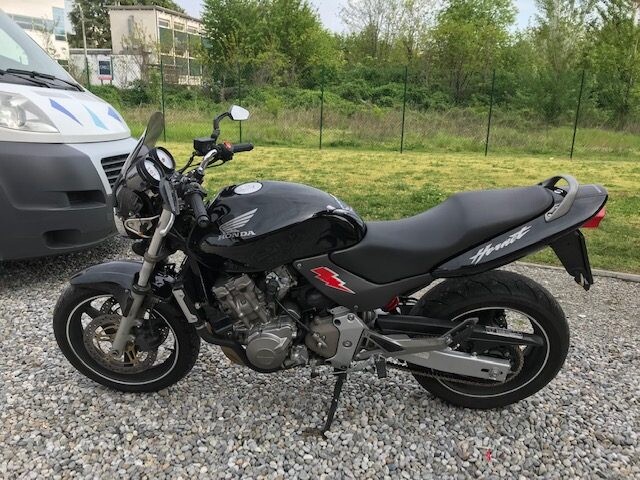 5268981  HONDA Hornet NAKED