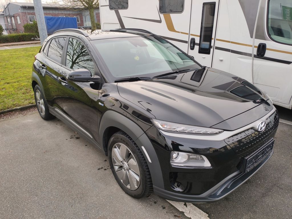 5090655  HYUNDAI Kona EV Style