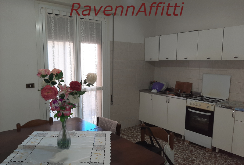 4791153  in affitto appartamento via