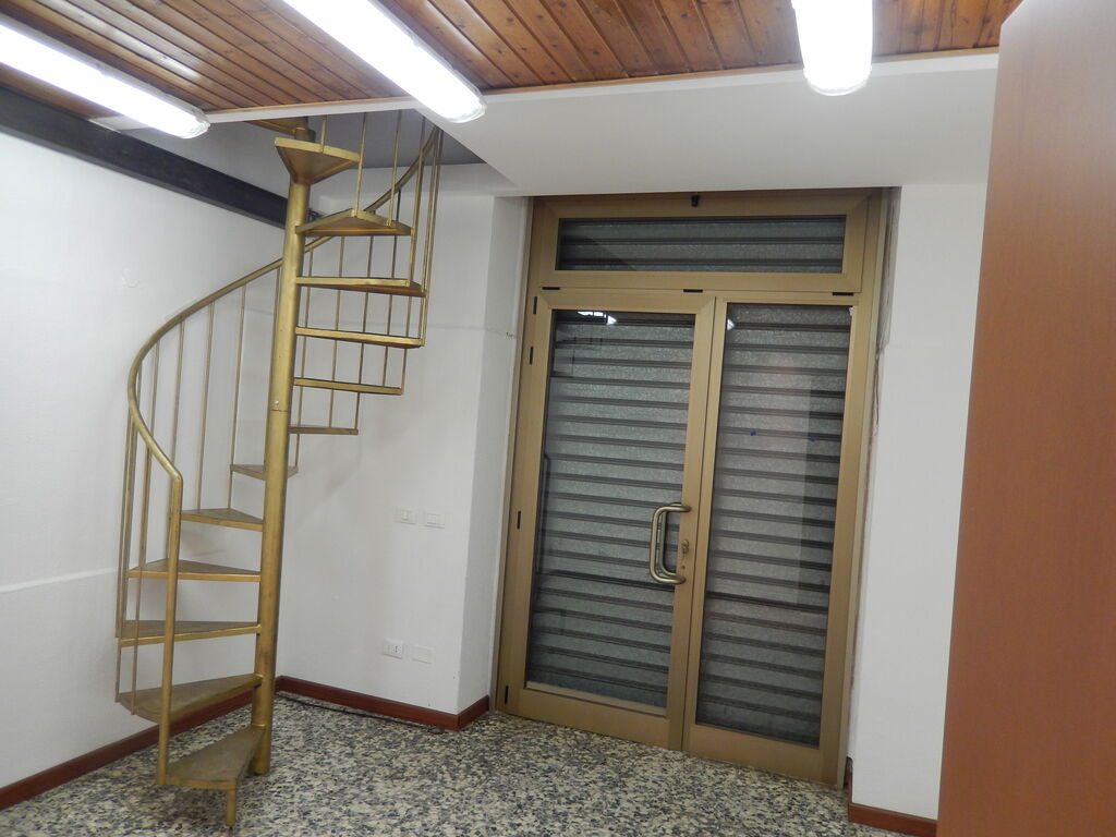 5313532  in affitto ufficio Bicocca -