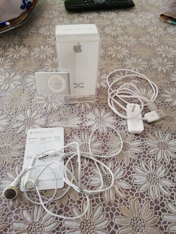 5302851 IPod shuffle 1gb 