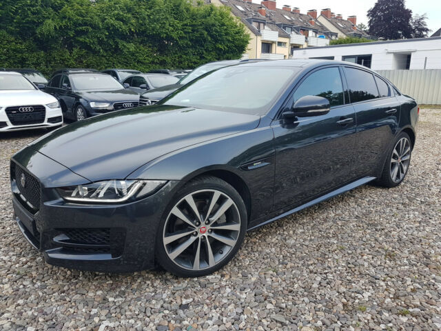 4963794  JAGUAR XE (X760) 25d AWD