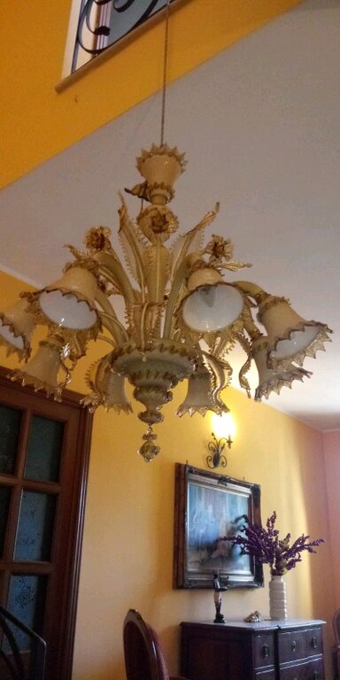 4982765 Lampadario in vetro di Murano