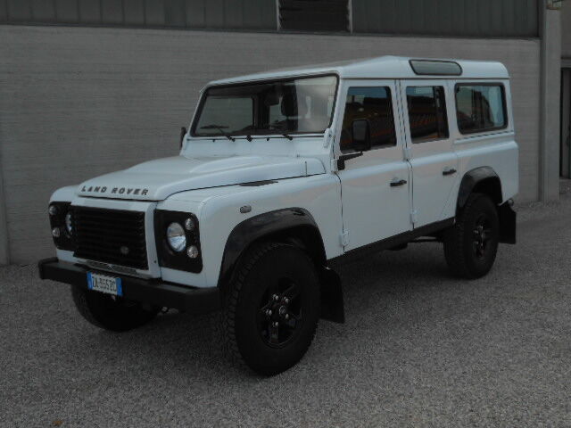 5351211  LAND ROVER Defender 110  S 2.2 