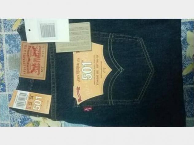 5016888 LEVIS 501 NUOVI