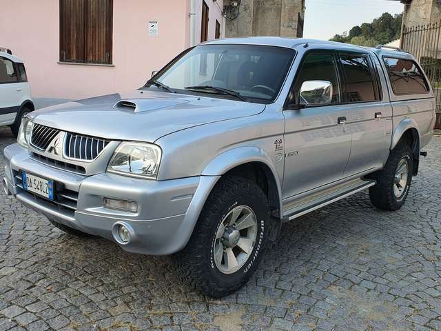 4742440  MITSUBISHI L200 2.5 TD cat 4WD