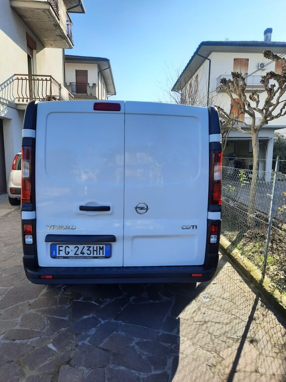 5251721  OPEL Vivaro 1600 turbo disel