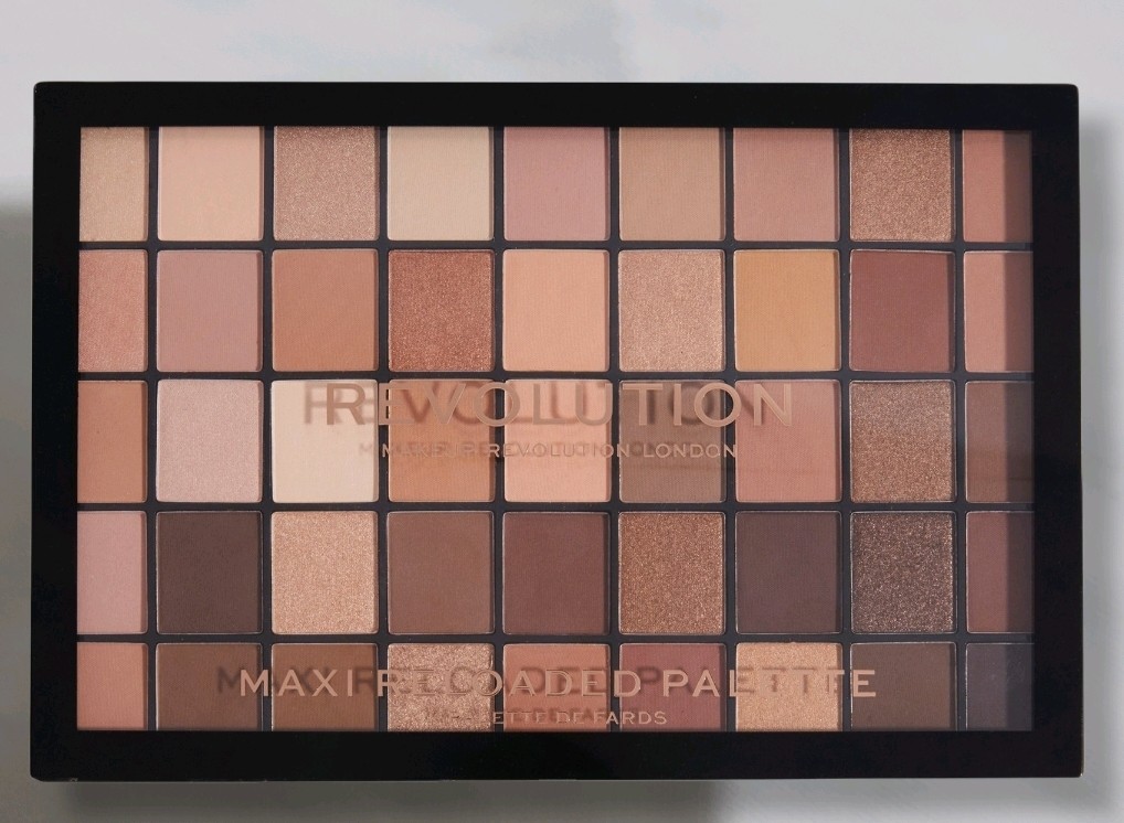 4817304 Palette revolution