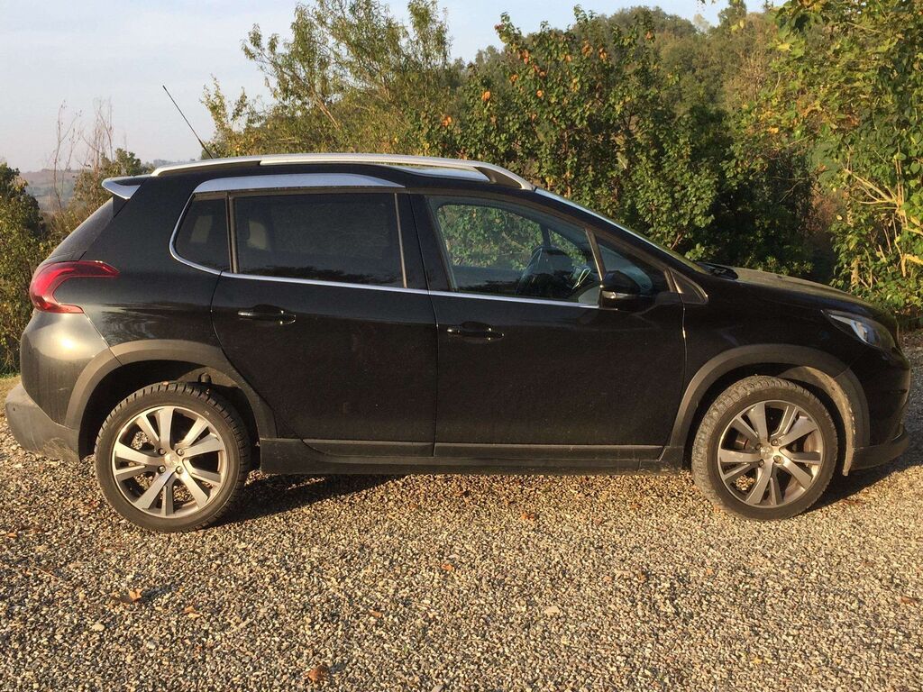 5350649  PEUGEOT 2008 2 serie allure