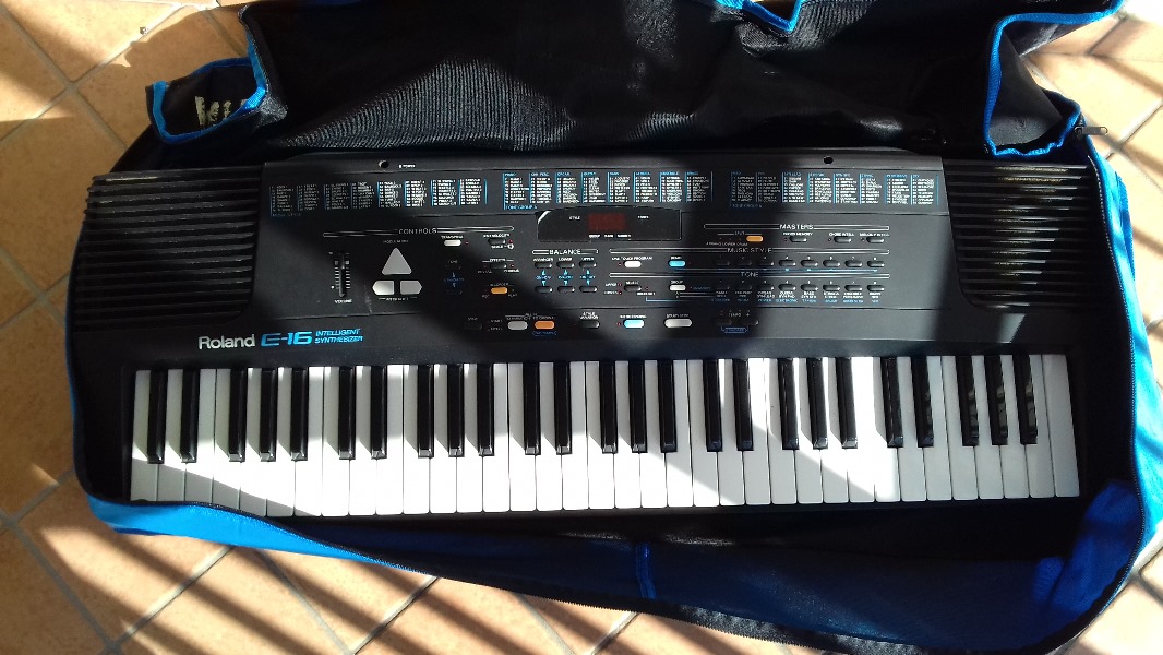 4253237 Pianola eletrica