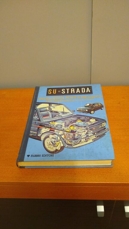 5334653 Su strada n.2. Enciclopedia