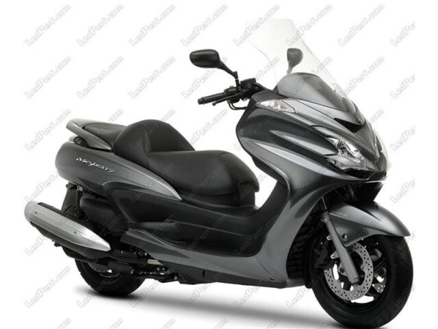 5262425  YAMAHA Majesty 400 ABS